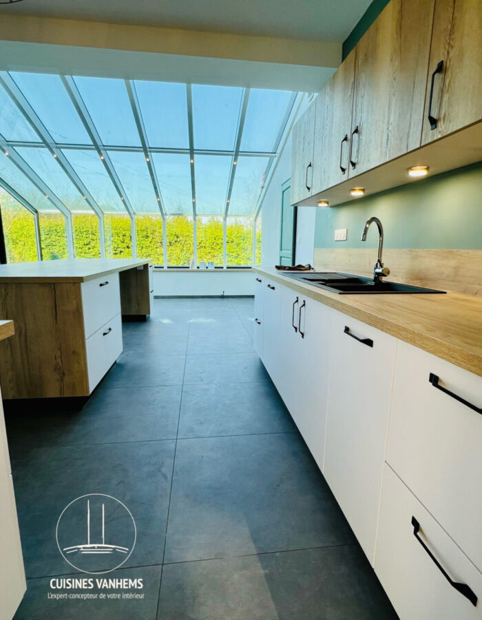 F2FF7BBB-2E7F-485D-834F-4D3FA9738FEE